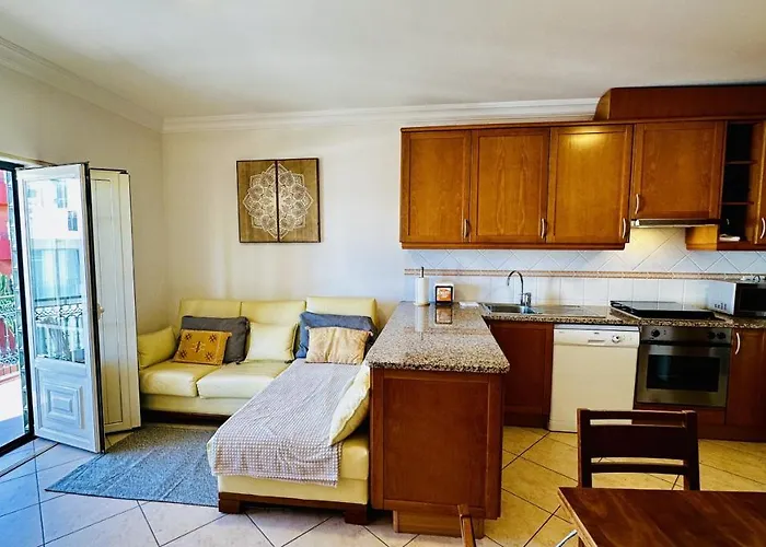 Bicos 7 - Shared Pool - 6 Guests - * Albufeira