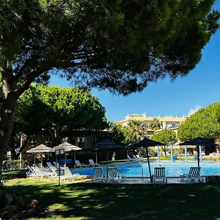 Bicos 7 - Shared Pool - 6 Guests - Albufeira
